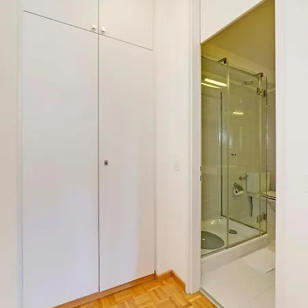 Soleil 5 With Terrace In Center -by Easylife Swiss Apartment *